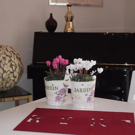 卡萨帝埃尔住宿加早餐酒店 住宿加早餐酒店