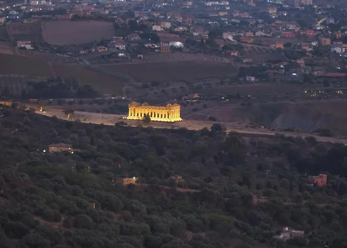 La Casa Di El Bed & Breakfast 4*