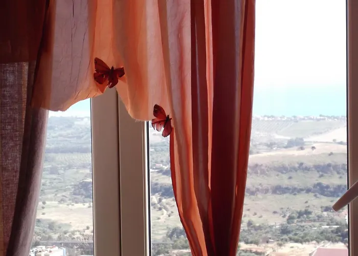 Bed & Breakfast La Casa Di El 4*